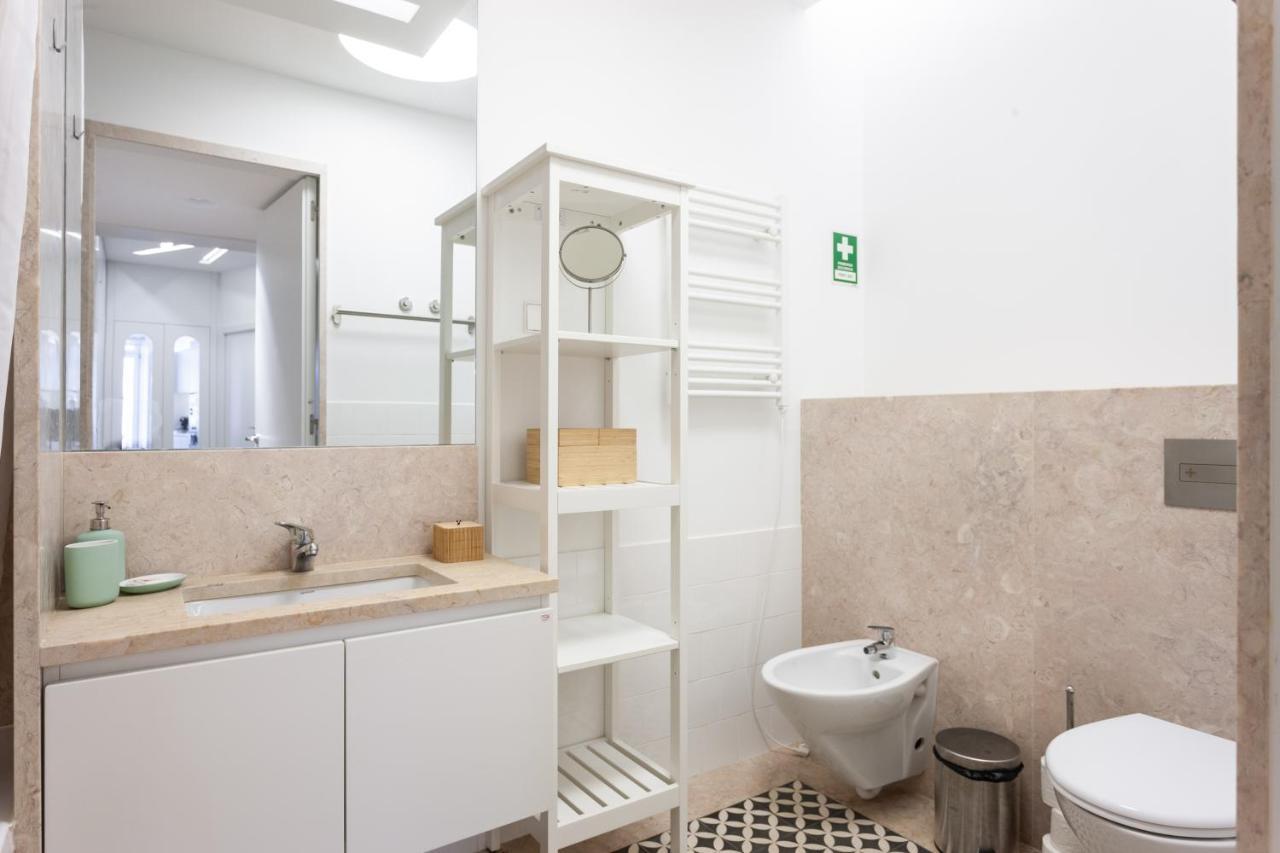 Flh Chiado Amazing Flat Leilighet Lisboa Eksteriør bilde